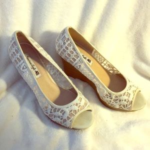 American Eagle Wedges
